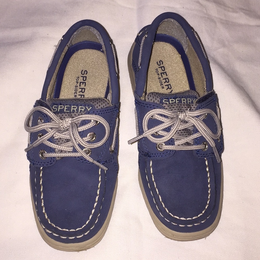 Sperry kids shoe
